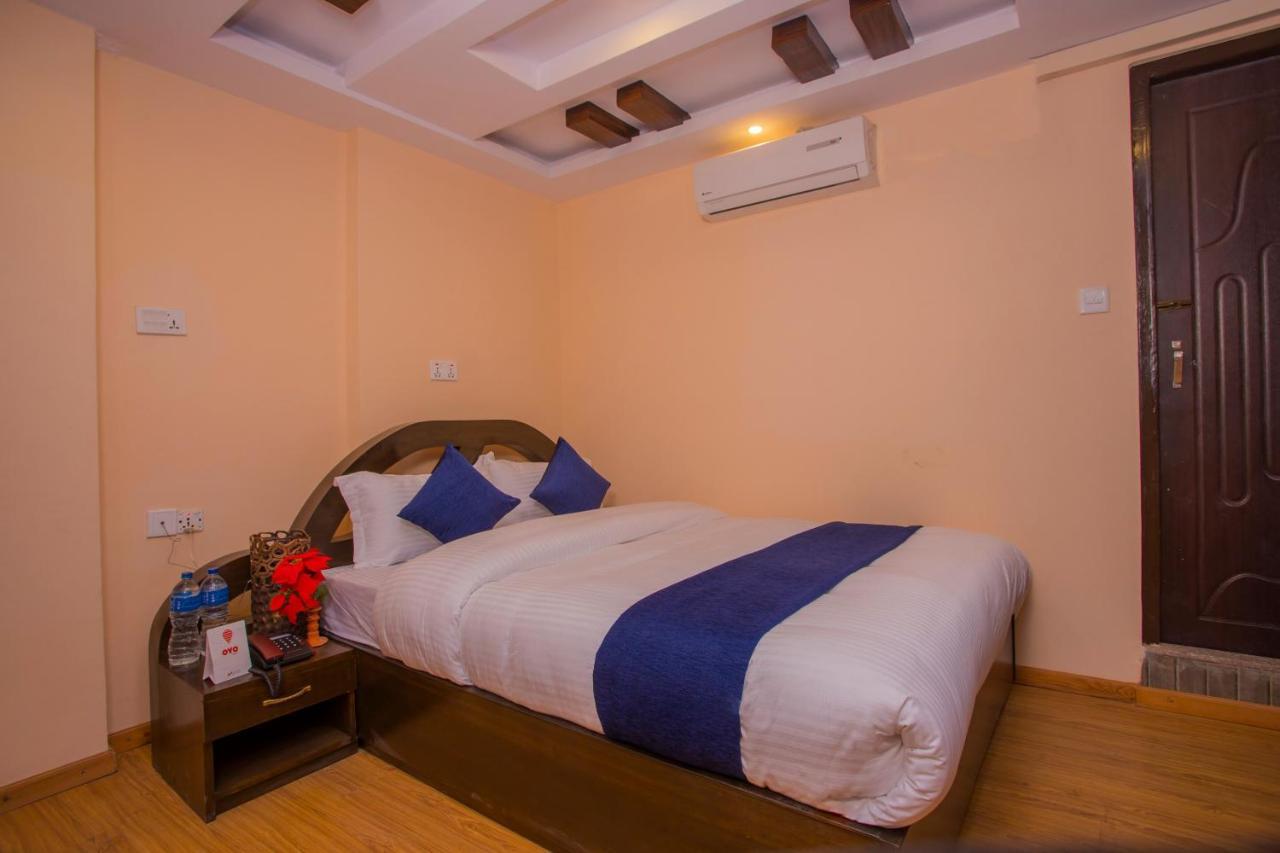 Oyo Hotel Antique Kutty Κατμαντού Εξωτερικό φωτογραφία