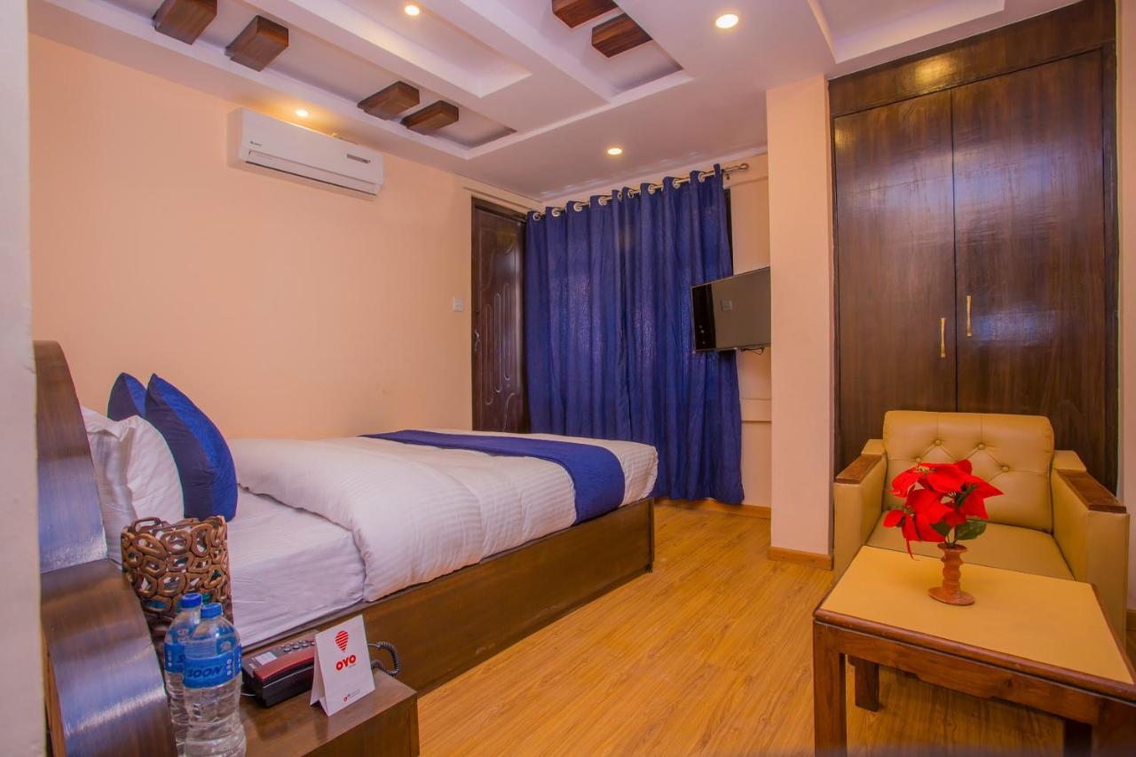 Oyo Hotel Antique Kutty Κατμαντού Εξωτερικό φωτογραφία